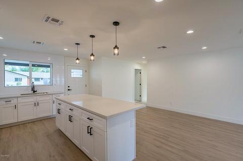 3008 E Cheery Lynn Rd, Phoenix, AZ 85016 photo 8