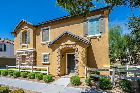 154 W Campbell Ct, Gilbert, AZ 85233 photo 2