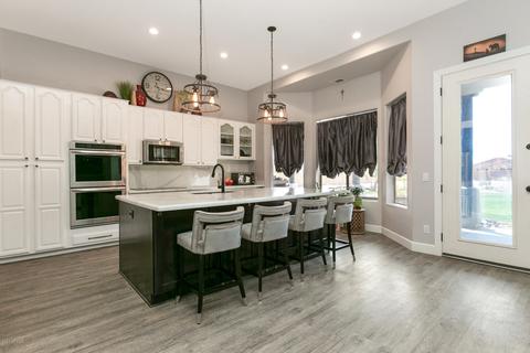719 W Cloud Rd, Phoenix, AZ 85086 photo 1