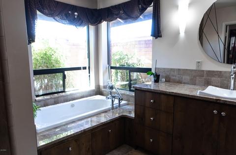 326 E Le Marche Ave, Phoenix, AZ 85022 photo 18