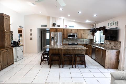 326 E Le Marche Ave, Phoenix, AZ 85022 photo 8