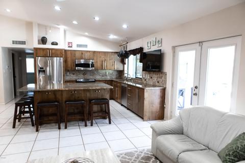 326 E Le Marche Ave, Phoenix, AZ 85022 photo 9