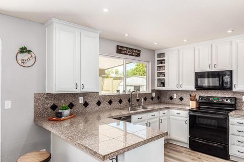 847 E Le Marche Ave, Phoenix, AZ 85022 photo 12
