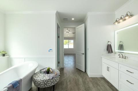 3834 E Clarendon Ave, Phoenix, AZ 85018 photo 14