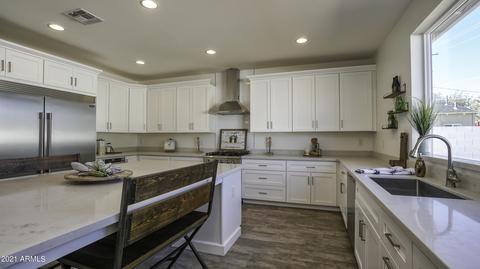 3834 E Clarendon Ave, Phoenix, AZ 85018 photo 8