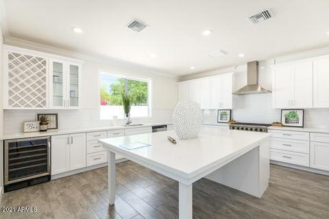 3834 E Clarendon Ave, Phoenix, AZ 85018 photo 5