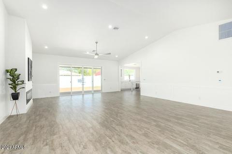 3834 E Clarendon Ave, Phoenix, AZ 85018 photo 9