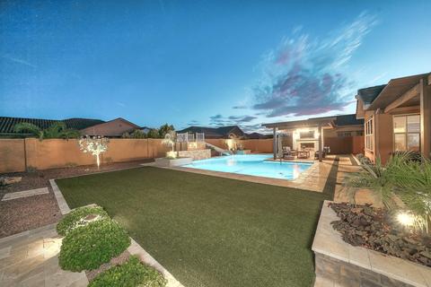 2245 E Crescent Way, Gilbert, AZ 85298 photo 25