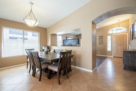 4622 E South Fork Dr, Phoenix, AZ 85044 photo 8