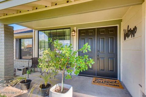 3233 Emerald Cir, Mesa, AZ 85204 photo 4