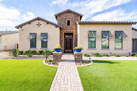 2564 E Turnberry Dr, Gilbert, AZ 85298 photo 5