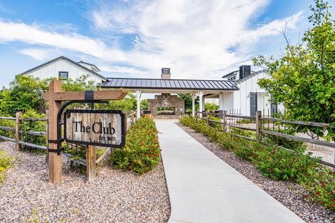 2564 E Turnberry Dr, Gilbert, AZ 85298 photo 83