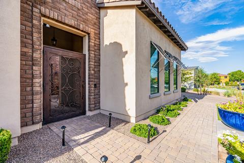 2564 E Turnberry Dr, Gilbert, AZ 85298 photo 8
