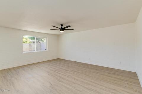 4137 E Shea Blvd, Phoenix, AZ 85028 photo 3