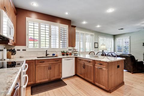 15009 S 14th Pl, Phoenix, AZ 85048 photo 9