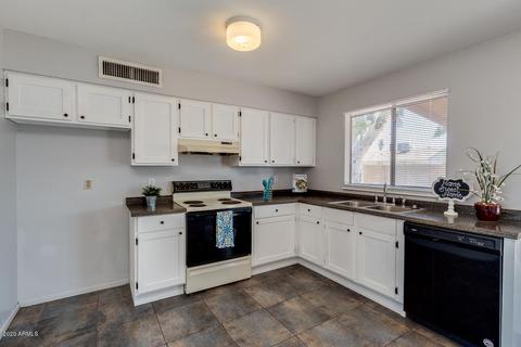 3227 W Libby St, Phoenix, AZ 85053 photo 4
