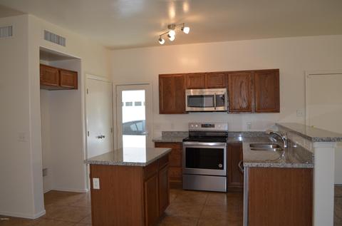 4231 E Gail Dr, Gilbert, AZ 85296 photo 3