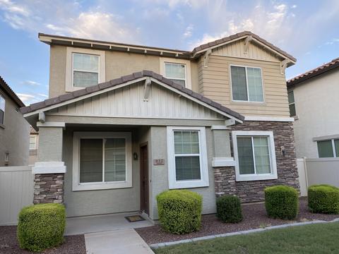 832 S Henry Ln, Gilbert, AZ 85296 photo 1