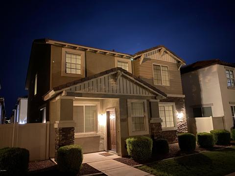 832 S Henry Ln, Gilbert, AZ 85296 photo 3