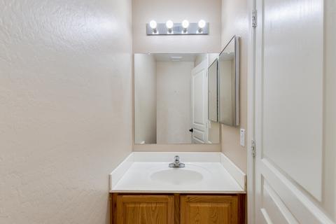 2728 E Gary Way, Phoenix, AZ 85042 photo 16