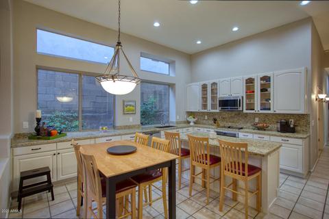 327 E Wildwood Dr, Phoenix, AZ 85048 photo 4