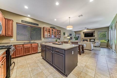 9363 E Hillview Cir, Mesa, AZ 85207 photo 13