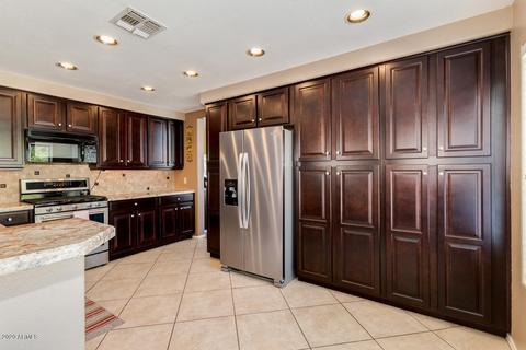 4658 E Summerhaven Dr, Phoenix, AZ 85044 photo 8