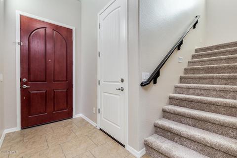 2569 E Plum St, Gilbert, AZ 85298 photo 4