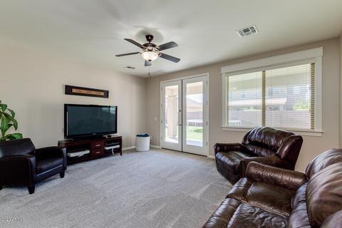 2569 E Plum St, Gilbert, AZ 85298 photo 9