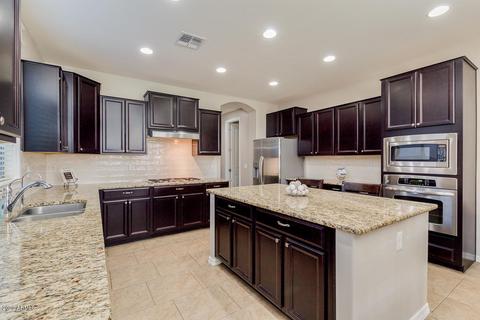 2569 E Plum St, Gilbert, AZ 85298 photo 14