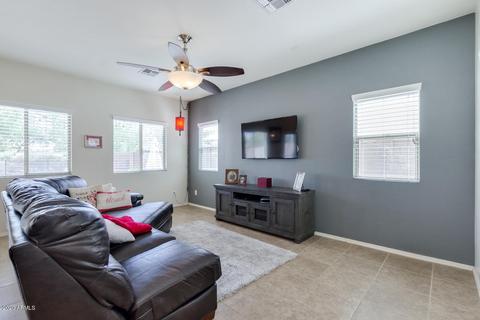 2939 E Crescent Way, Gilbert, AZ 85298 photo 3