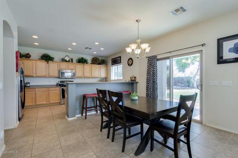 2939 E Crescent Way, Gilbert, AZ 85298 photo 8