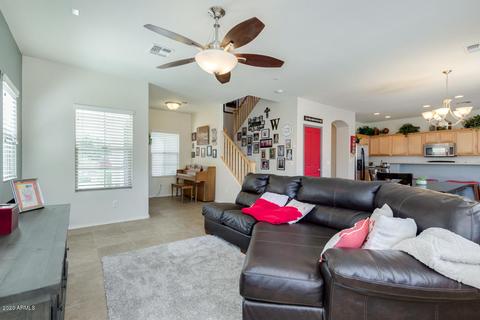 2939 E Crescent Way, Gilbert, AZ 85298 photo 4