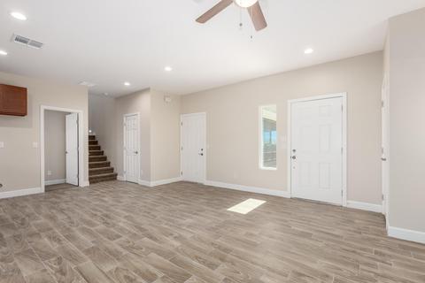 912 E Odeum Ln, Phoenix, AZ 85040 photo 12