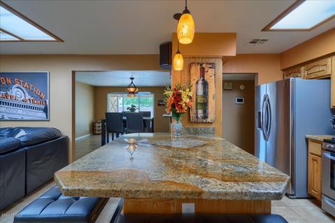 9011 N 15th Dr, Phoenix, AZ 85021 photo 6