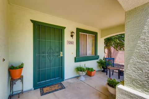 1262 E Vineyard Rd, Phoenix, AZ 85042 photo 2