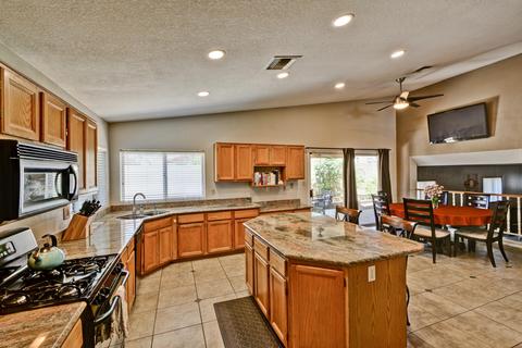 4422 E Whitney Ln, Phoenix, AZ 85032 photo 10