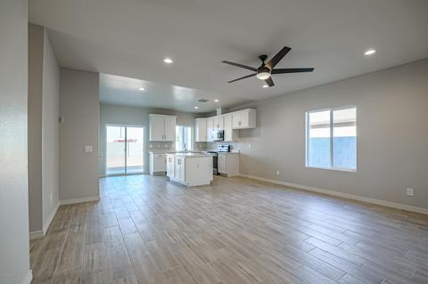 2504 E Chipman Rd, Phoenix, AZ 85040 photo 3