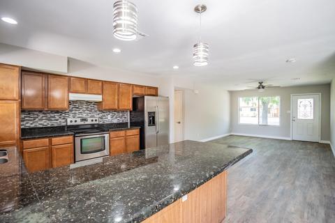323 E Laguna Dr, Tempe, AZ 85282 photo 10