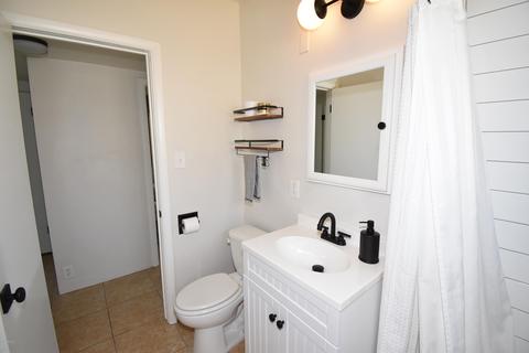 1015 E Citrus Way, Phoenix, AZ 85014 photo 12