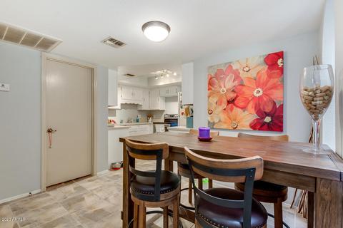 8231 N 21st Dr #E208, Phoenix, AZ 85021 photo 15