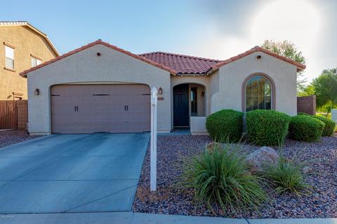 7658 S Sorrell Ln, Gilbert, AZ 85298 photo 1