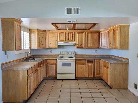 712 E Southern Ave, Apache Junction, AZ 85119 photo 4