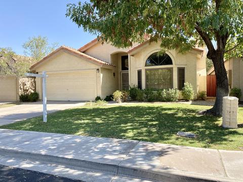 17 E Sarah Ln, Tempe, AZ 85284 photo 2