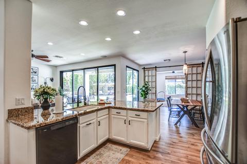 3371 E Lexington Ct, Gilbert, AZ 85234 photo 9
