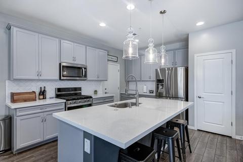 9726 E Axle Ave, Mesa, AZ 85212 photo 2