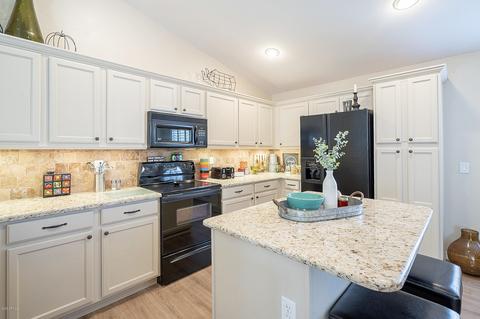 4270 E Seasons Cir, Gilbert, AZ 85297 photo 5