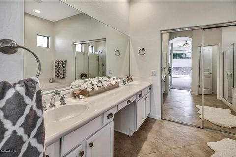 2003 E Beautiful Ln, Phoenix, AZ 85042 photo 9