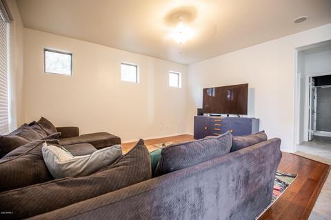 895 W Juniper Ave, Gilbert, AZ 85233 photo 9