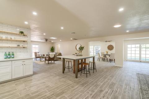 3832 E Cholla St, Phoenix, AZ 85028 photo 2